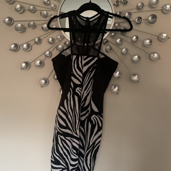 Zebra print, mesh top, mini Dress from Agaci. Size L - Picture 6 of 7